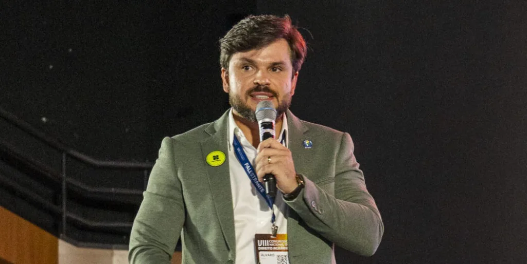 Advogado de Jataí palestra pela 5ª vez no maior congresso de Direito Agrário das Américas