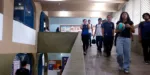 Estudantes recebem sexta parcela do Pé-de-Meia com ao menos 80% de frequência em julho