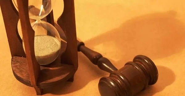 Execução de dívida é extinta após prescrição em processo que tramitava desde 2016