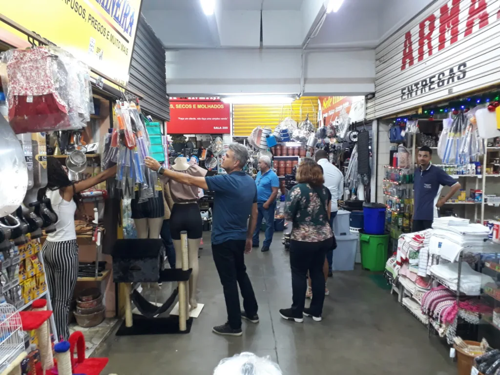 Oito mercados municipais de Goiânia oferecem compras e lazer no