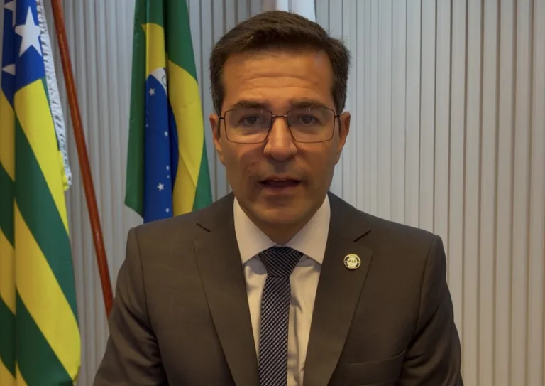 Presidente da OAB-GO critica pedido de vista após STF adiar definição sobre investigação de Moraes