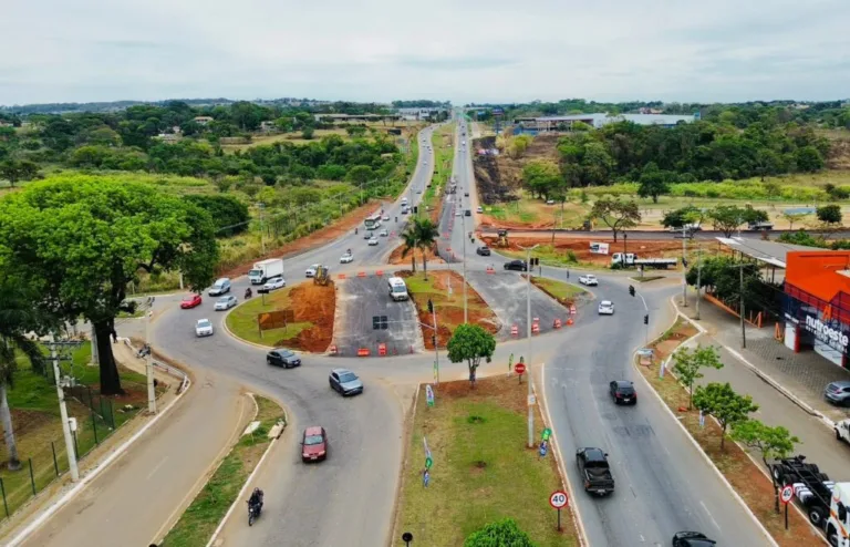 Nova via na região do Hugol entra em fase de pavimentação em Goiânia