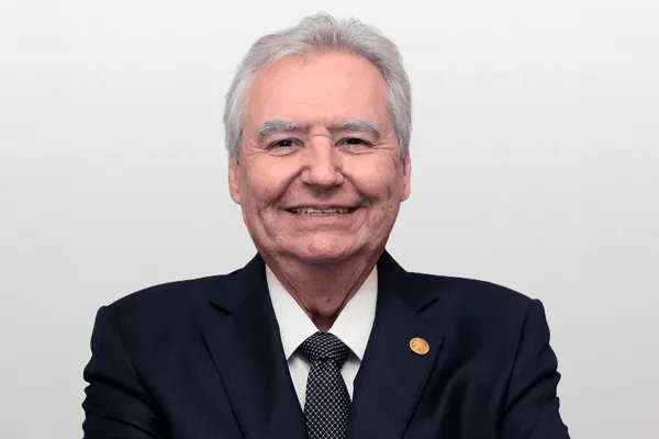 Desembargador Platon Filho se aposenta após mais de quatro décadas na magistratura trabalhista
