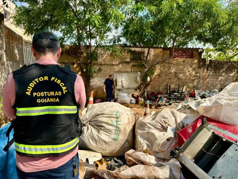 Ação municipal embarga unidade de reciclagem no Setor Central de