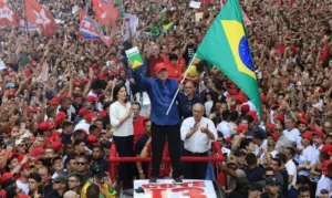 Lula é reeleito para o quarto mandato como presidente do Brasil