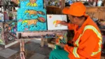 Manoel Santos expõe pinturas do Cerrado em mostras nacionais enquanto trabalha como gari